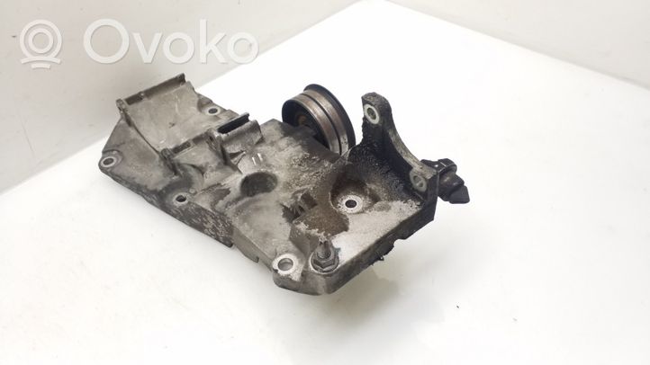 Citroen C6 Kita variklio detalė 4U3Q19K341A