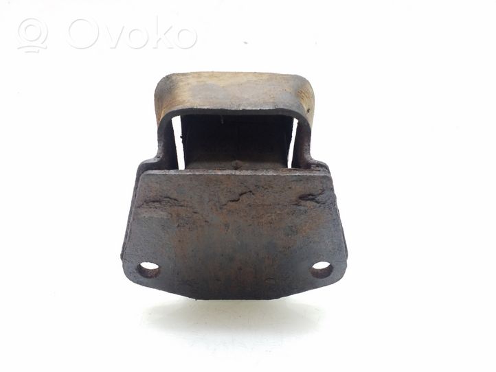 Mitsubishi Pajero Sport I Supporto di montaggio del motore MR210868