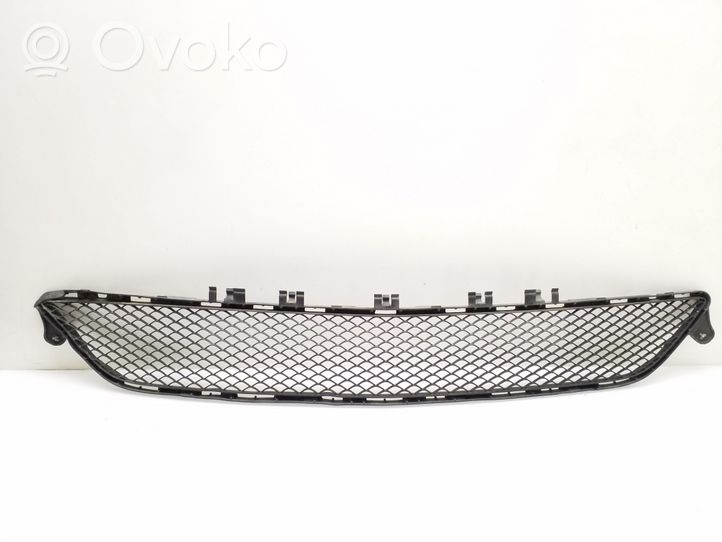 Mercedes-Benz E W212 Grille inférieure de pare-chocs avant A2128850522