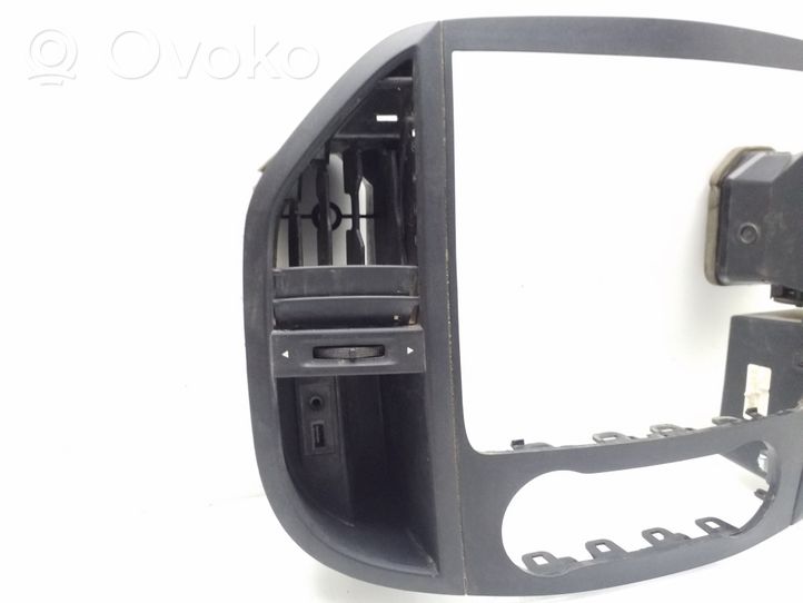 Mercedes-Benz Vito Viano W447 Mascherina unità principale autoradio/GPS A4478300654