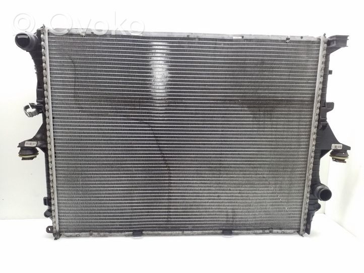 Volkswagen Touareg I Radiateur de refroidissement 7L6121253B