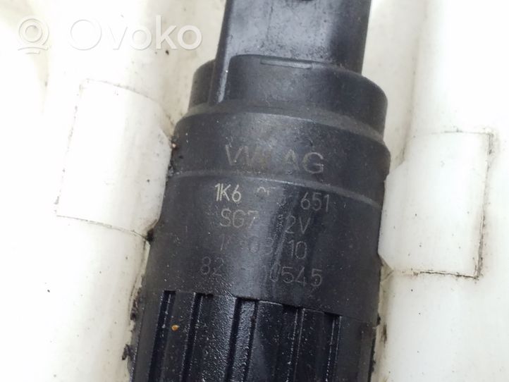 Skoda Octavia Mk2 (1Z) Zbiornik płynu do spryskiwaczy szyby przedniej / czołowej 1K0955453Q