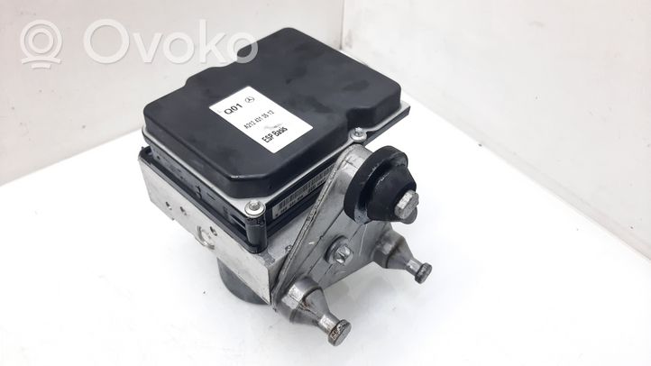 Mercedes-Benz E C207 W207 ABS Pump A2124313512