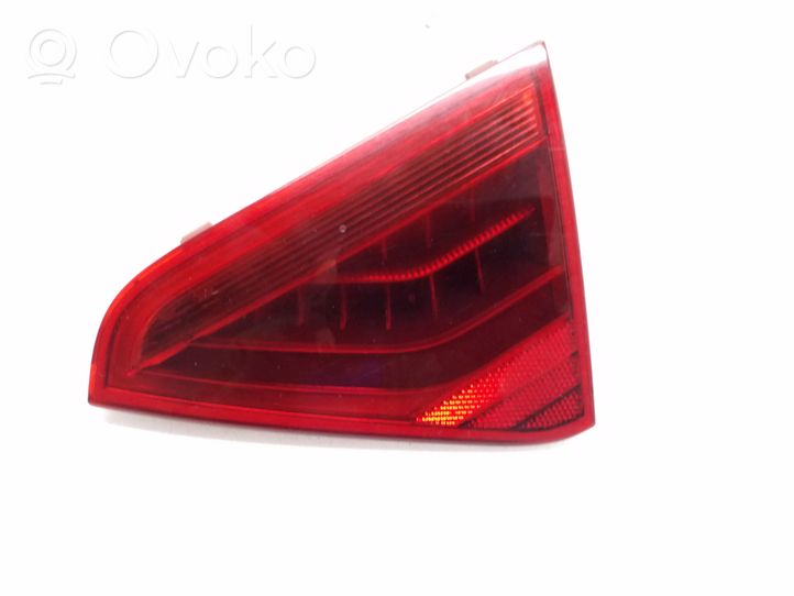 Audi A5 8T 8F Tailgate rear/tail lights 8T0945094C