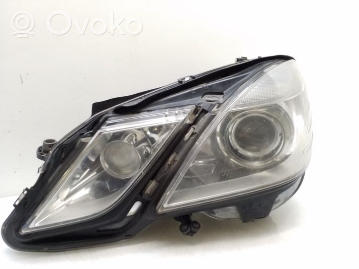 Mercedes-Benz E W212 Lampa przednia A2128205761