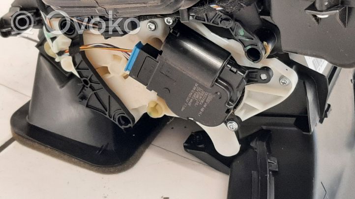 Volkswagen Golf VII Scatola climatizzatore riscaldamento abitacolo assemblata 5Q1820005AA