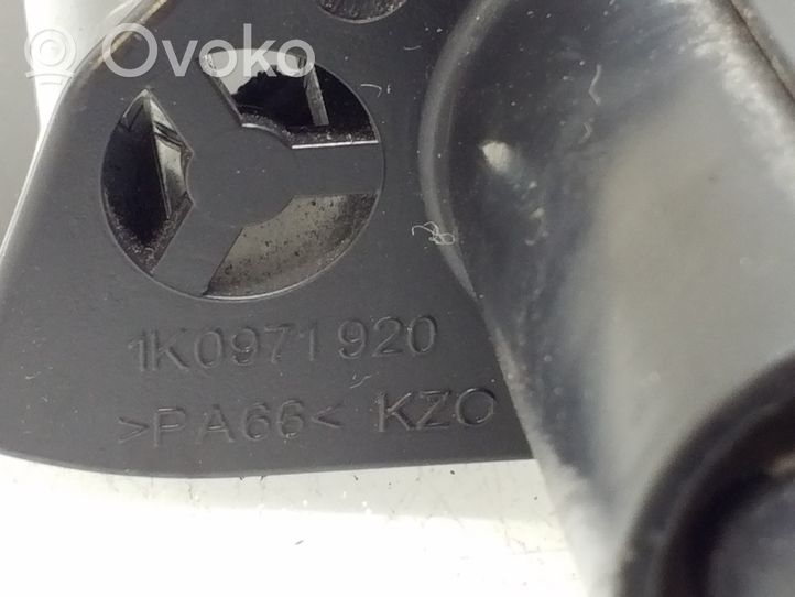 Volkswagen Touran III Câble de batterie positif 5Q0971228C