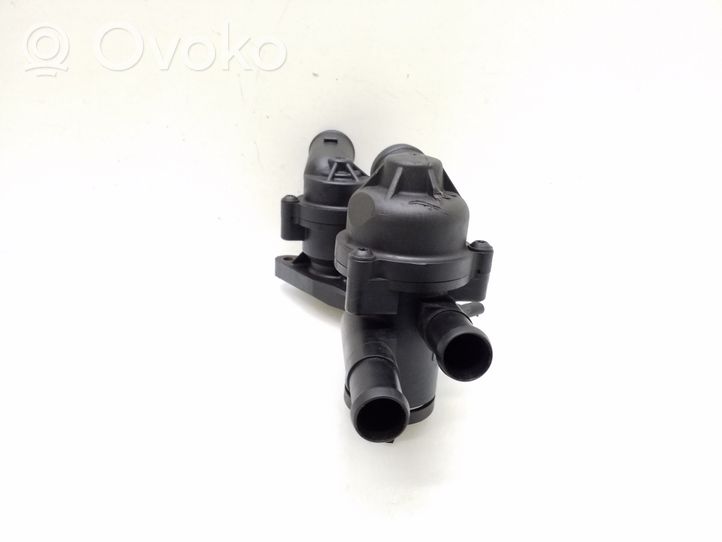 Volkswagen Golf VI Termostat / Obudowa termostatu 03C121026S