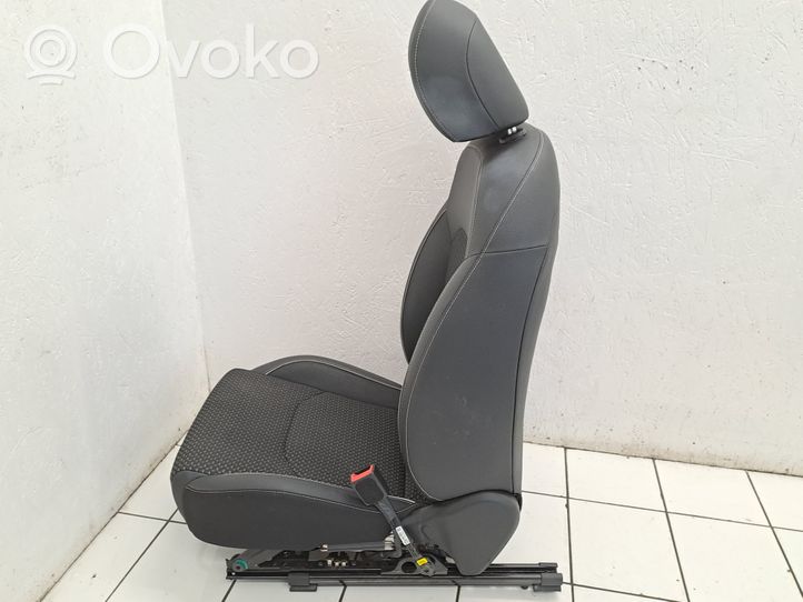 KIA Ceed Sėdynių komplektas 3453475