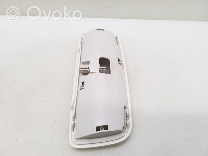 Mercedes-Benz E C207 W207 Lampka podsufitki tylna A2048204801