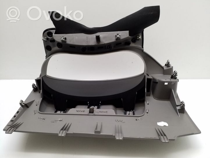 Opel Movano B Cornice cruscotto 682400017