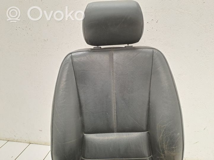 Mercedes-Benz ML W163 Priekinė vairuotojo sėdynė A1635400507