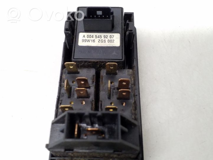 Mercedes-Benz Vito Viano W638 Interruptor del elevalunas eléctrico A0045459207