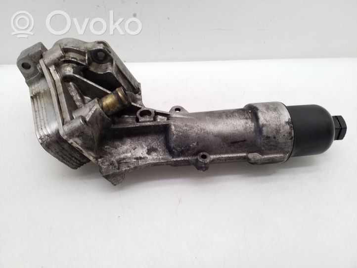 Mercedes-Benz E W211 Supporto di montaggio del filtro dell’olio A2711800610