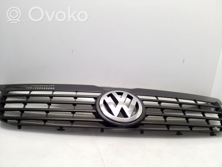 Volkswagen Transporter - Caravelle T5 Grille de calandre avant 7H08071015