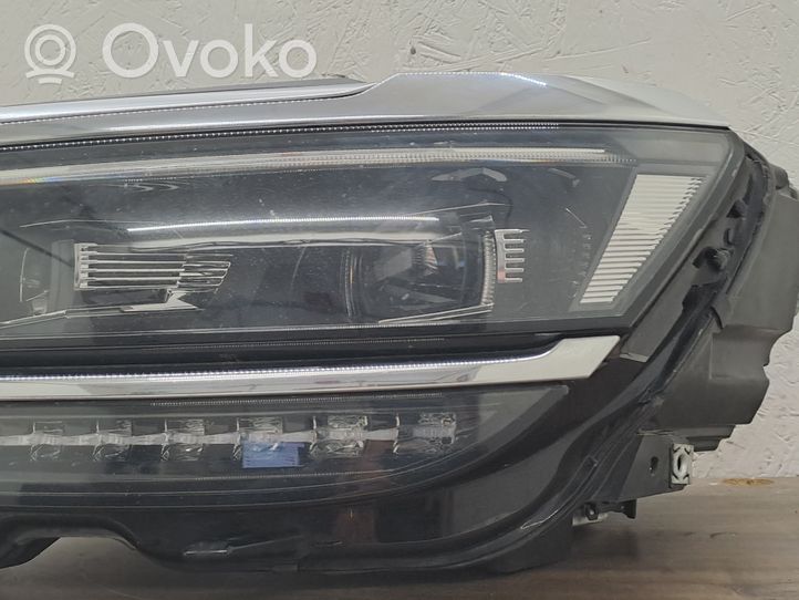 Volkswagen Tiguan Lampa przednia 5NB941081A