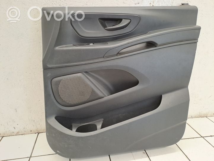 Mercedes-Benz Vito Viano W447 Rivestimento del pannello della portiera anteriore A4477271878