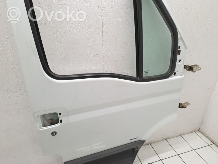 Iveco Daily 35.8 - 9 Priekinės durys (dvidurio) 