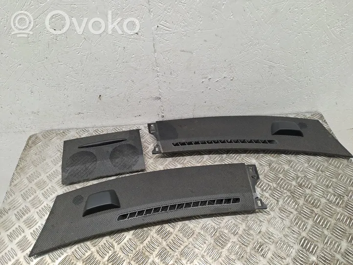 Mercedes-Benz Vito Viano W447 Rivestimento del pannello A4476891837