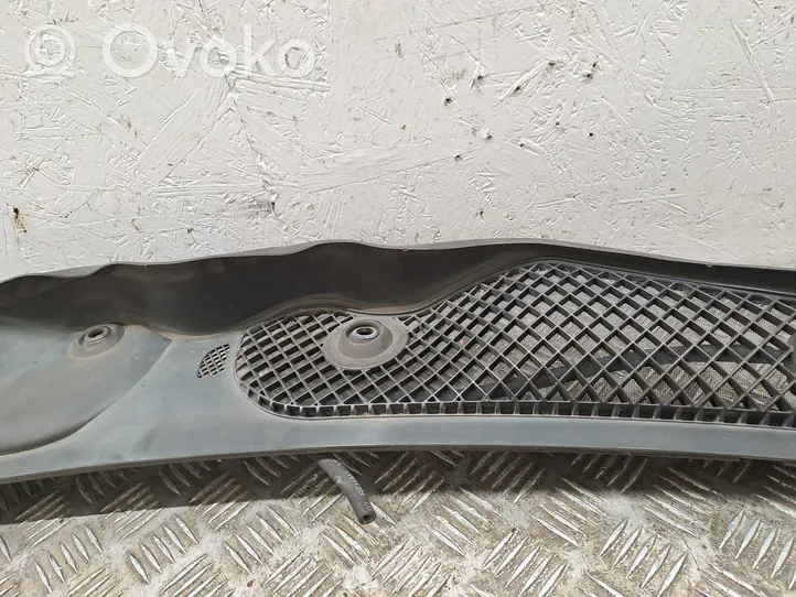 Mercedes-Benz E W212 Rivestimento del tergicristallo A2128301213