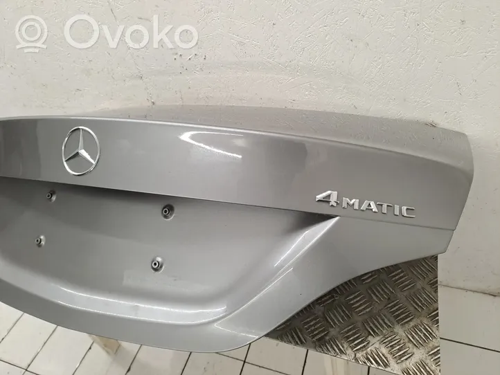 Mercedes-Benz CLA C117 X117 W117 Takaluukun/tavaratilan kansi 