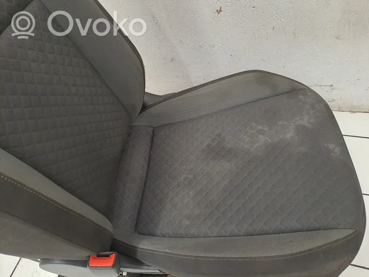 Volkswagen Tiguan Fotele / Kanapa / Komplet 5QA881105