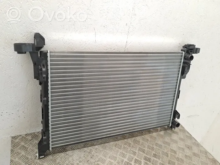 Renault Trafic II (X83) Coolant radiator RA630803