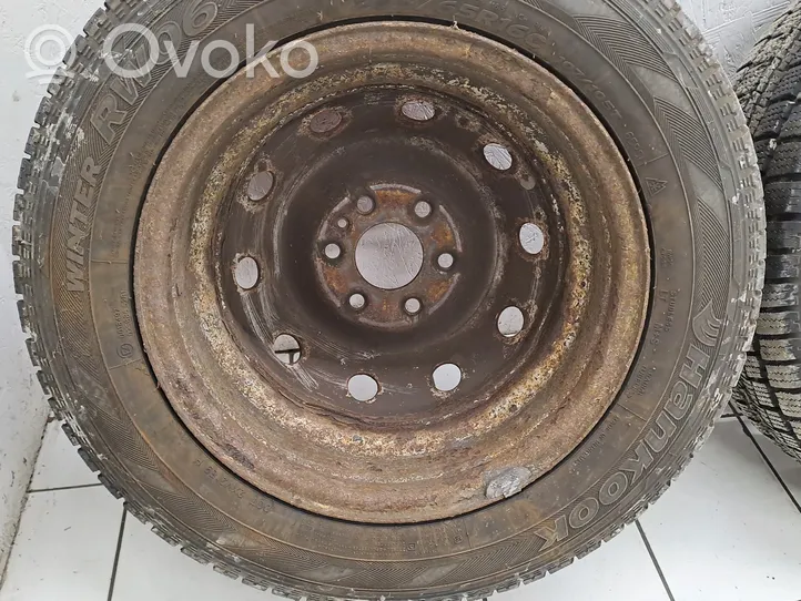 Iveco Daily 35.8 - 9 Cerchione in acciaio R16 504103598