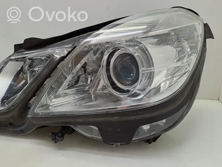 Mercedes-Benz E W212 Lampa przednia A2128203159