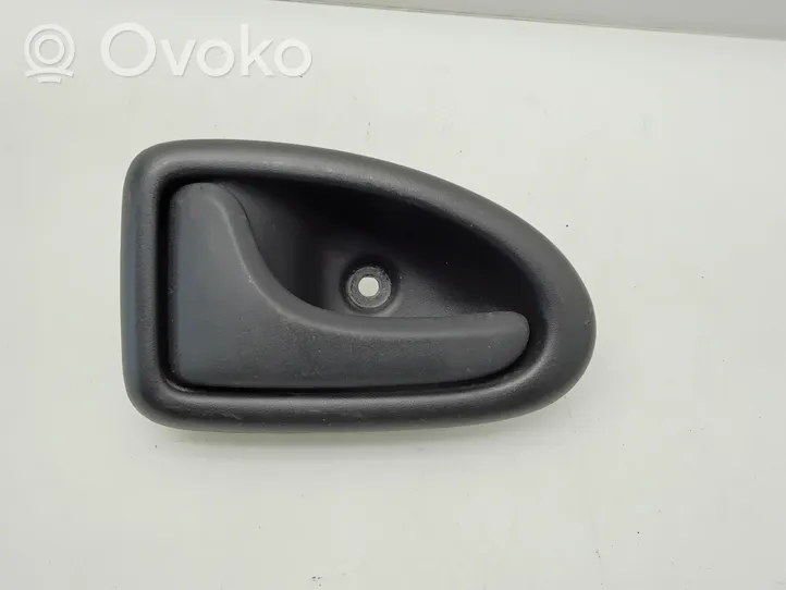 Opel Vivaro Garniture de poignée intérieure porte arrière 96012221