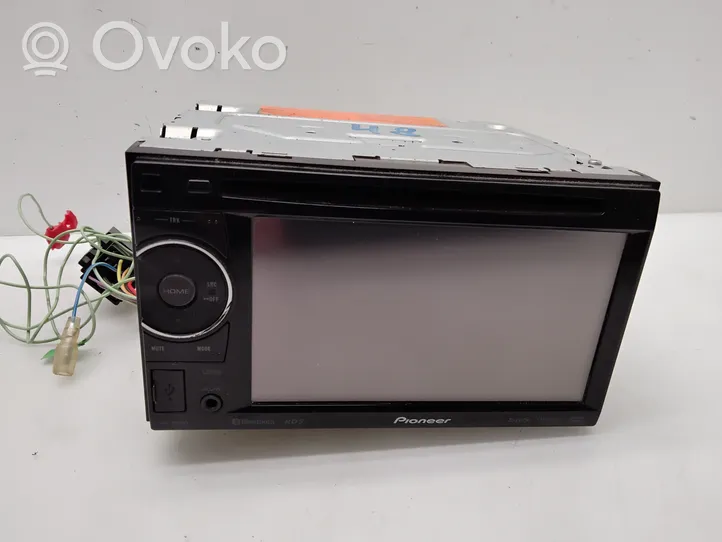 Volkswagen Transporter - Caravelle T5 Radio/CD/DVD/GPS head unit 