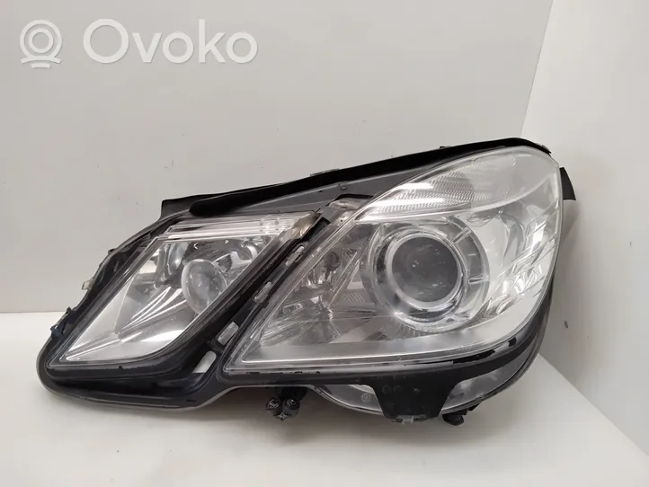 Mercedes-Benz E W212 Lampa przednia A2128202759