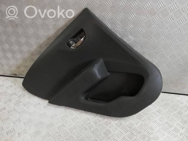 Toyota Aygo AB40 Boczki / Poszycie drzwi tylnych 677880H020