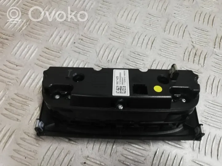 Opel Astra K Panel klimatyzacji 368046467