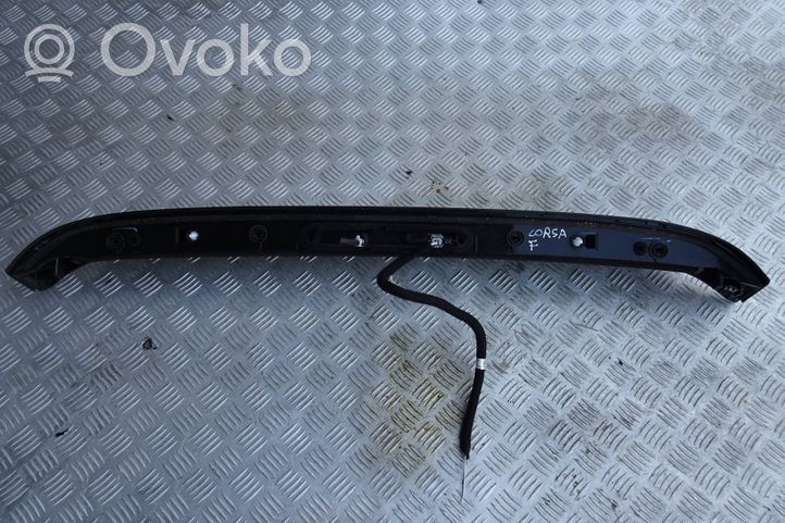 Opel Corsa F Takaikkuna-takaspoileri 39167912