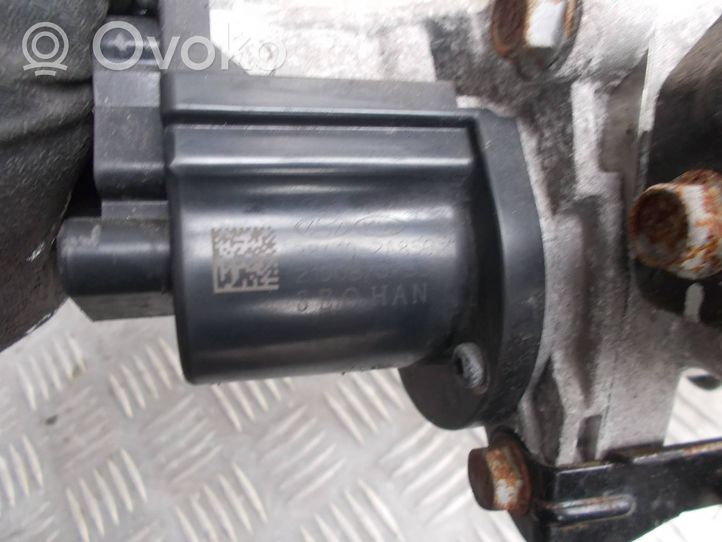 KIA Carens III Valvola di raffreddamento EGR 284102A850