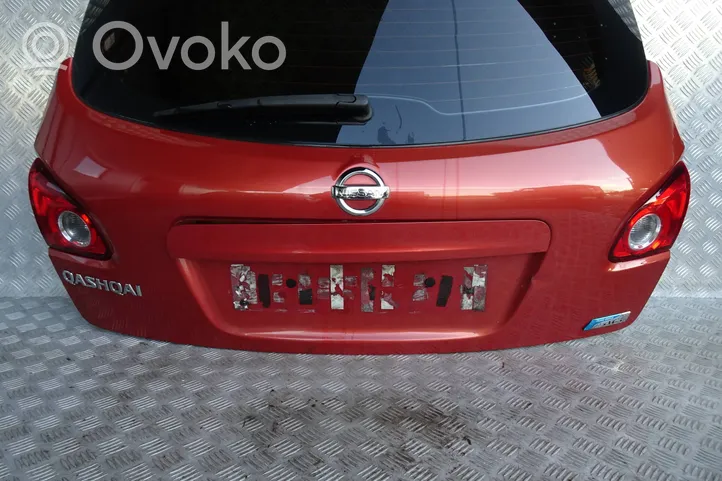 Nissan Qashqai Klapa tylna / bagażnika 