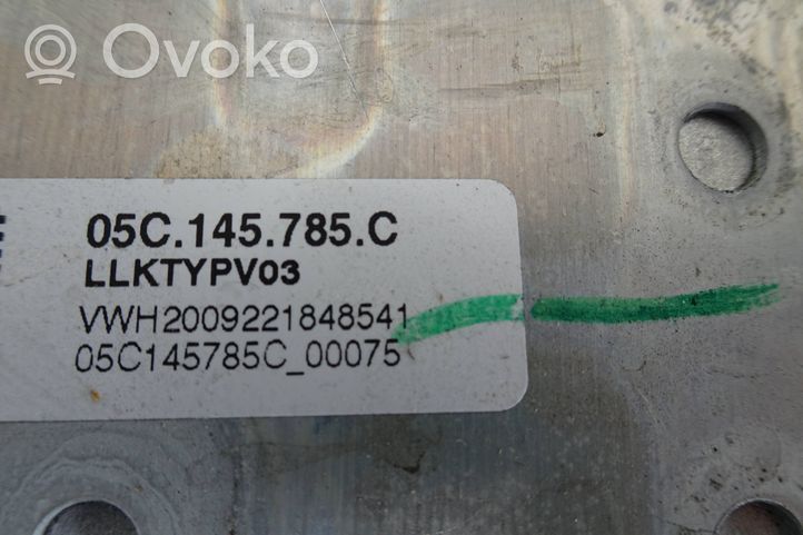 Volkswagen Polo VI AW Välijäähdyttimen jäähdytin 05C145785C