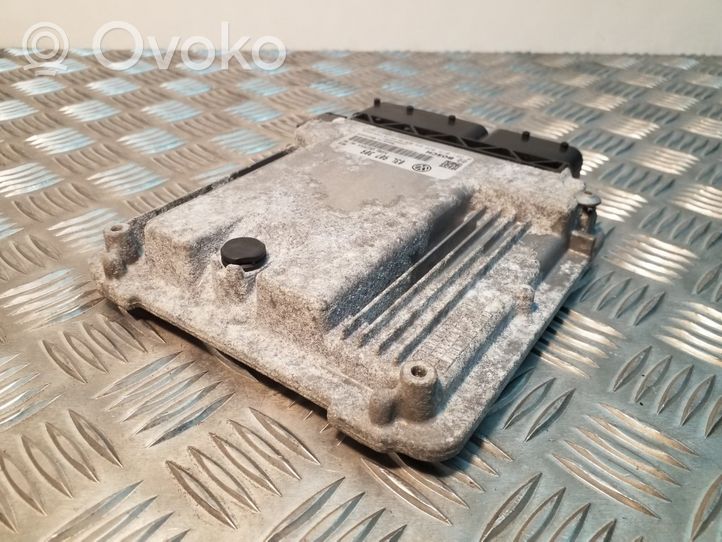 Volkswagen PASSAT CC Komputer / Sterownik ECU silnika 03L907309