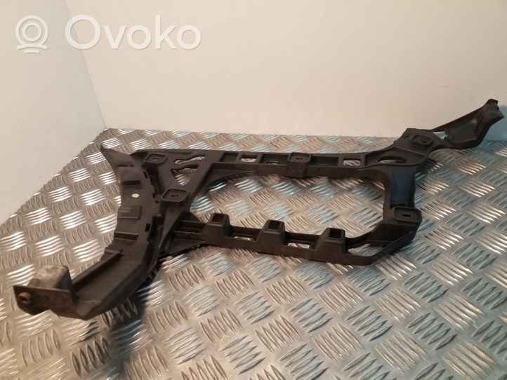 Volkswagen PASSAT CC Staffa angolare del supporto di montaggio del paraurti 3C8807394