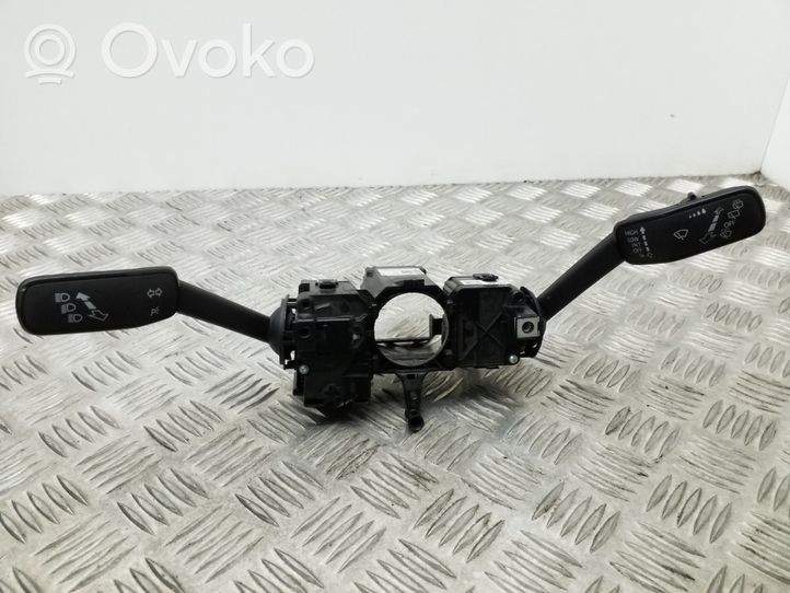 Volkswagen Polo V 6R Leva/interruttore dell’indicatore di direzione e tergicristallo 6C0953501