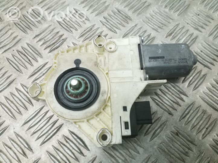 Audi Q7 4L Motorino alzacristalli della portiera anteriore 4L0959801B