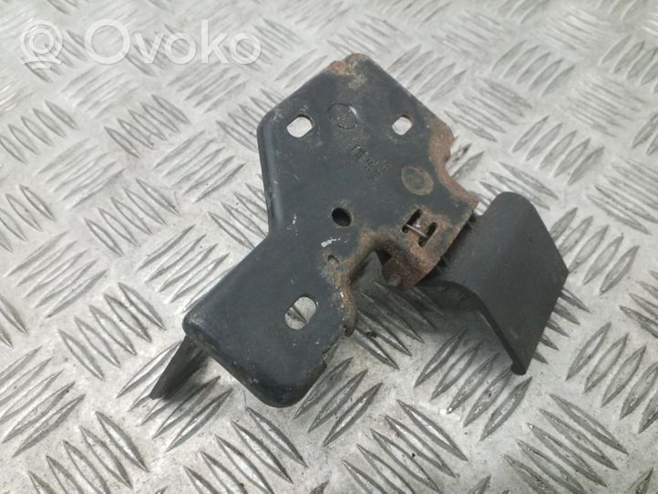 Seat Leon (1P) Anello/gancio chiusura/serratura del vano motore/cofano 1P0823480