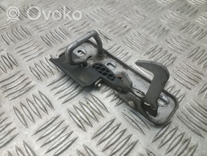 Volkswagen Golf V Anello/gancio chiusura/serratura del vano motore/cofano 1K0823480