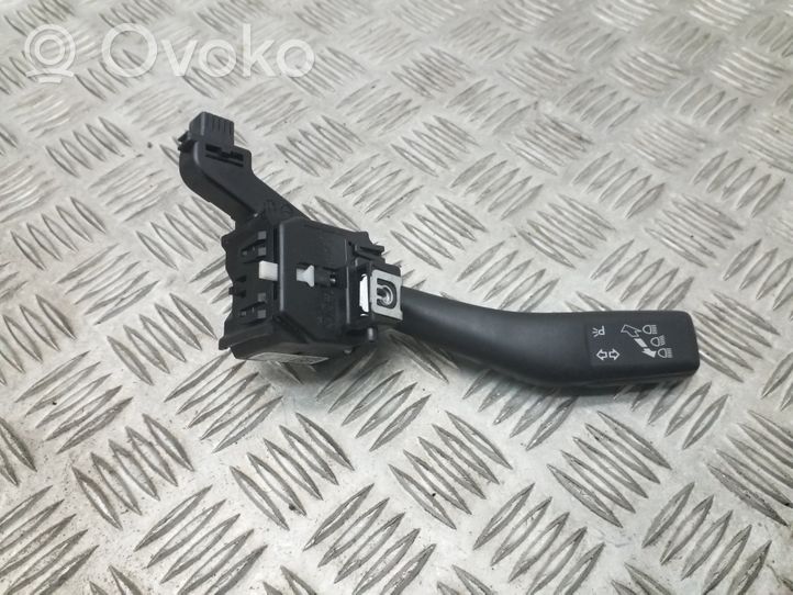 Seat Altea Manetka / Przełącznik kierunkowskazów 1K0953513E