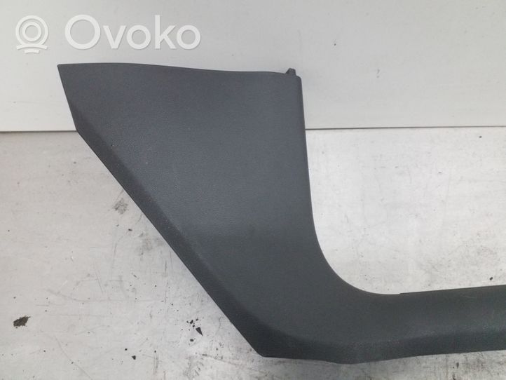 Seat Leon (5F) Etuoven kynnyksen suojalista 5F3863484B