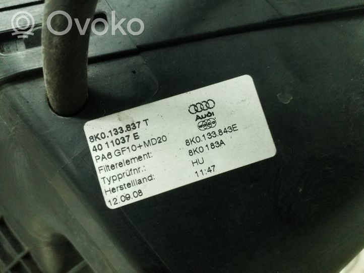 Audi A4 S4 B8 8K Oro filtro dėžė 8K0133835AD