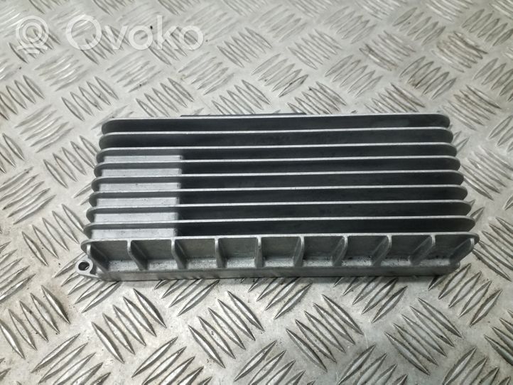 Audi A4 S4 B8 8K Amplificador de sonido 8T0035223AD