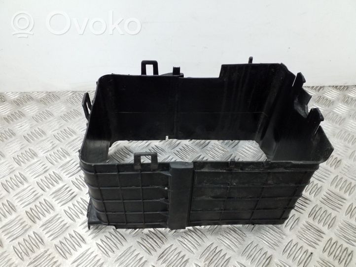 Audi A3 S3 A3 Sportback 8P Vassoio scatola della batteria 1K0915336