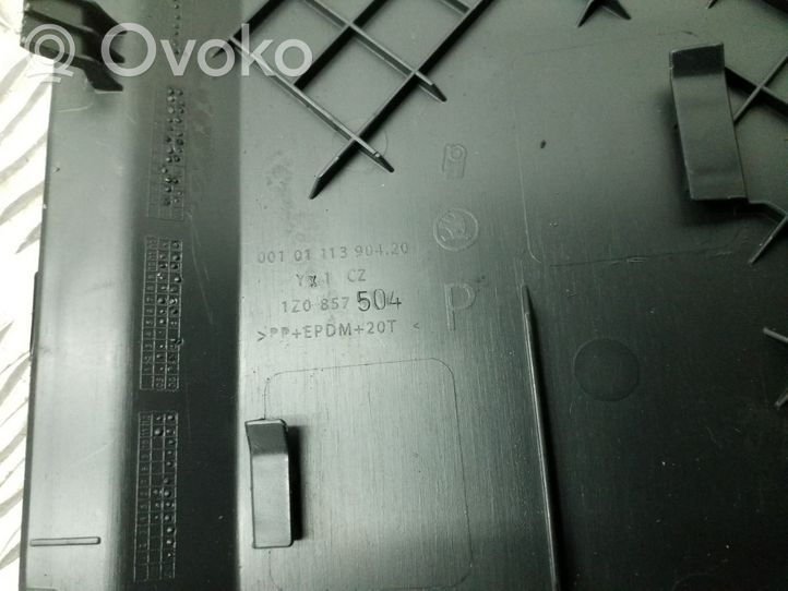 Skoda Octavia Mk2 (1Z) Boczny element deski rozdzielczej 1Z0857504